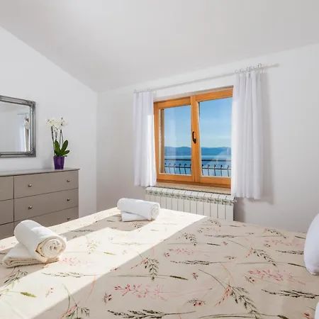 Blue Horizon أوباتيا